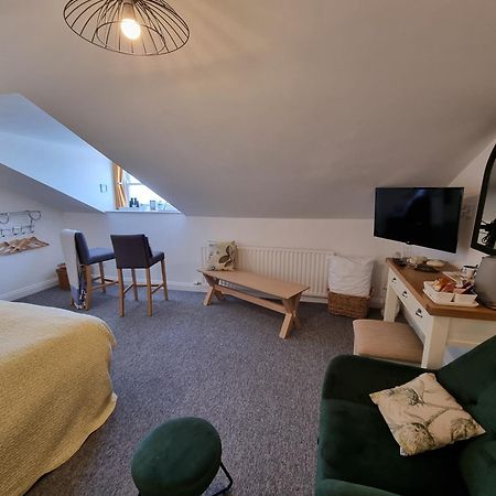 Glan Y Mor Hotel (Adults Only) Лландидно Екстер'єр фото