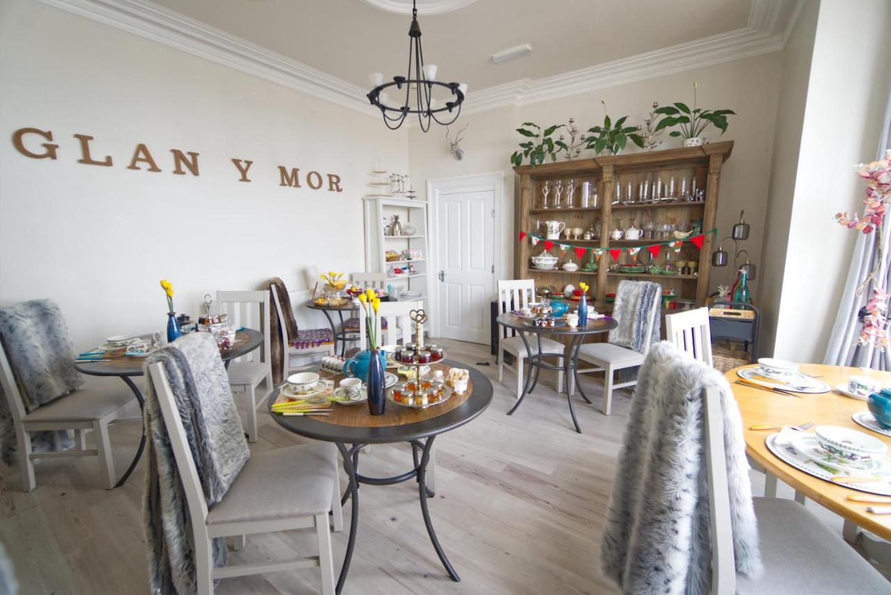 Glan Y Mor Hotel (Adults Only) Лландидно Екстер'єр фото